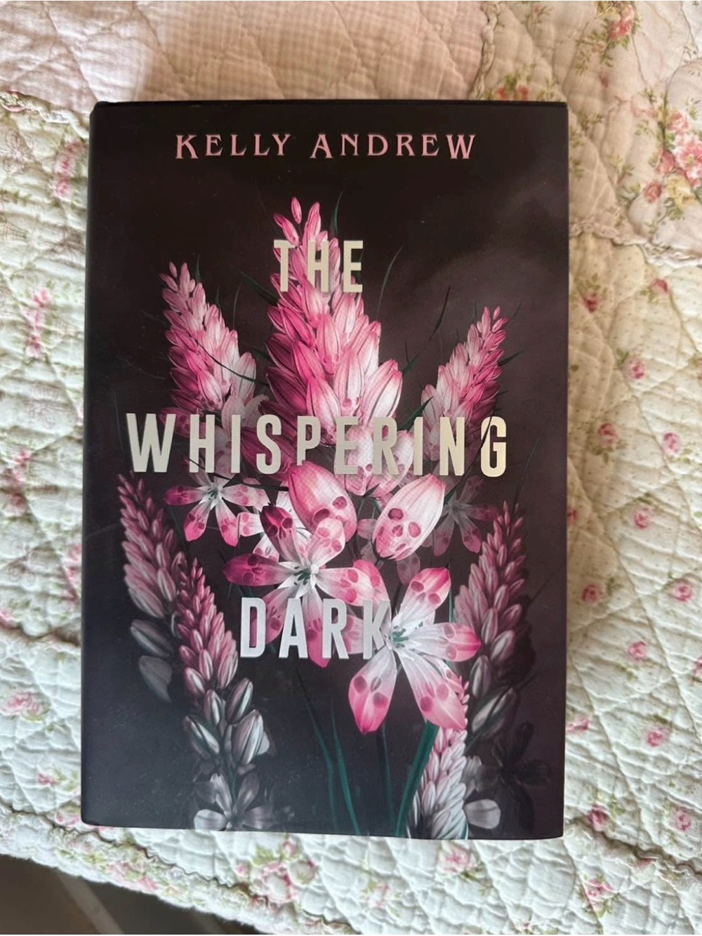 Illumicrate The Whispering Dark by Kelly Andrew Special Limited Edition Book